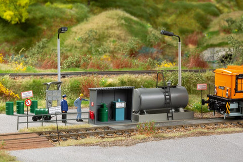 Auhagen 11469 Switcher locomotive fuelling station