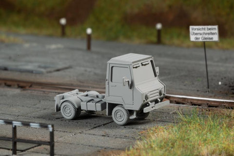 Auhagen 43673 Multicar M240 With Box Body