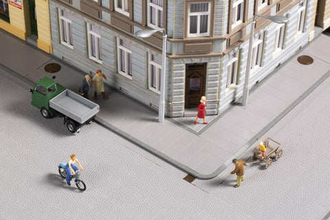 Auhagen 42657 Pavement Slabs With Accessories