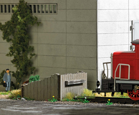 Busch 1395 2 Wooden Buffer Stops