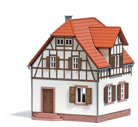 Busch 1672 Workers House