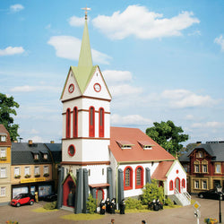 Auhagen 11370 HO Small town church