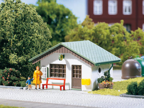 Auhagen 12262 1:100 2 Bus stop shelters