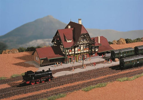 Vollmer 49510 Z Highland station Neuffen
