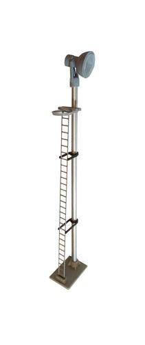 Berko BL09S Single Spotlight Head Tall Yard Lamp Silver Ladder