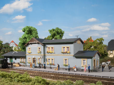 Auhagen 11329 HO Station Radeburg