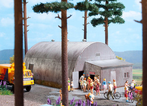 Busch 1432 Nissen Hut