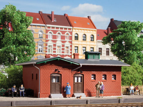 Auhagen 11384 HO Train Station toilet
