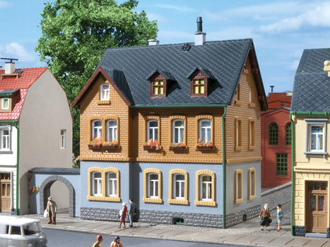 Auhagen 12258 1:100 Factory residence