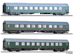 Tillig 01003 Passenger coach set Salonwagenzug 4 of the DR with three passenger coaches Ep IV