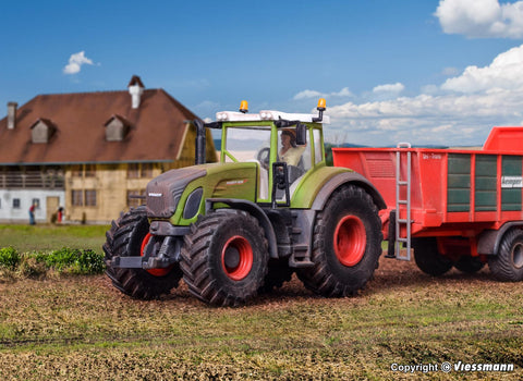 Kibri 12268 FENDT Vario 936 Tractor