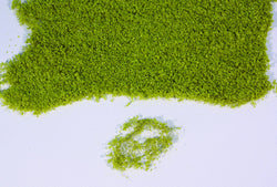 Heki 15100 Realistic Foliage Light Green 28 x 14cm