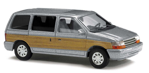 Busch 44623 Silver Plymouth Voyager Woody