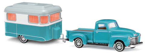 Busch 48243 Chevy Pick-Up With Caravan