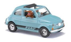 Busch 48735 Fiat 500 with driver and dog