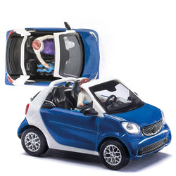 Busch 50779 Smart Fortwo Cabrio Figuren