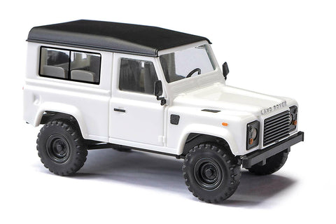 Busch 54301 Land Rover Def 90 white