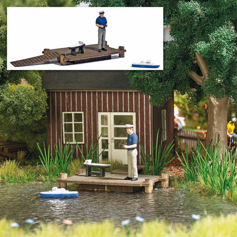 Busch 5488 Lake With Model Boat HO