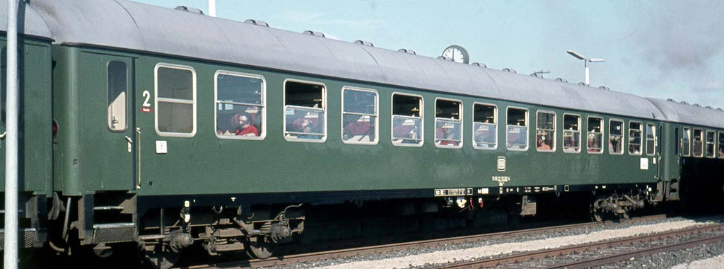 Brawa 58088 Express Train Coach Bm234 DB DC – Scalology Ltd.