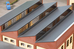 Auhagen 80308 OO/HO Red brick sawtooth factory roof