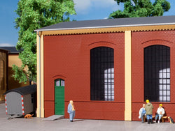 Auhagen 80502 OO/HO Red brick walls with industrial windows and doorways