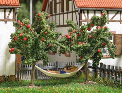 Busch 7863 Man Lying In Hammock With Fruit Trees