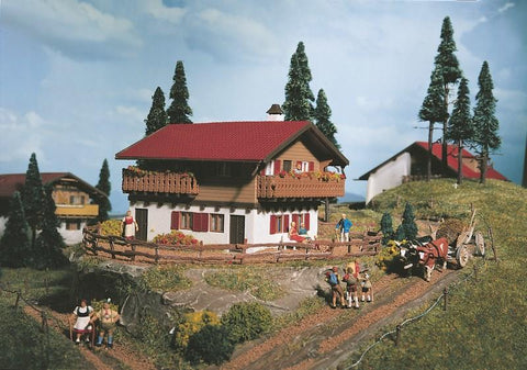 Vollmer 43703 HO Alpine chalet kit