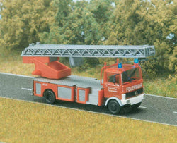 Busch 5608 HO Fire Ladder & Lights