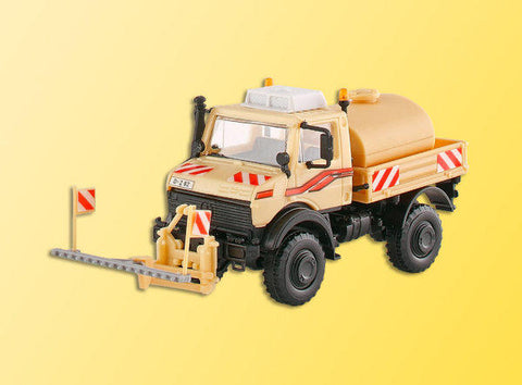 Kibri 14983 Unimog with Spraying Equipment