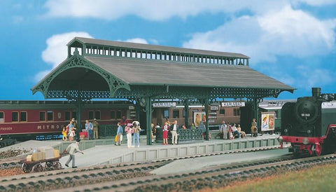 Vollmer 43545 HO Platform hall with LED lighting