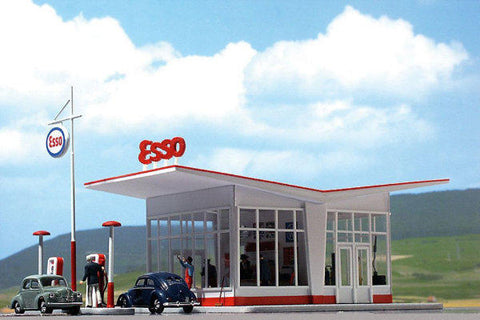 Busch 1005 HO Esso Station