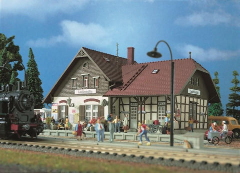 Vollmer 43518 HO Laufenmuhle Station