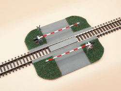 Auhagen 41582 HO Level crossing with barriers