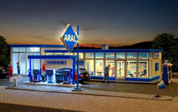 Kibri 38544 Historical Petrol Station Aral incl. LED lighting, functional kit